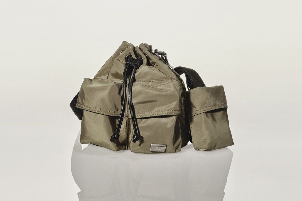 国内直営【DIESEL】multi-pkts bucket x バケットバッグ 送料込 MULTI-PKTS BUCKET X Multi-Pkts-Multipocket bucket bag in